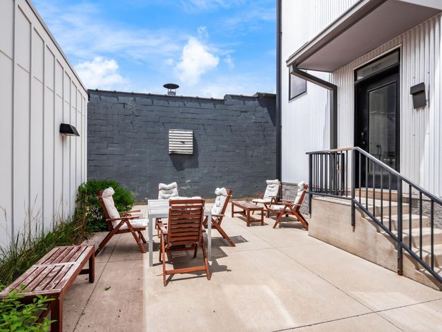 201 E 5th Avenue, 201, Columbus, OH 43201