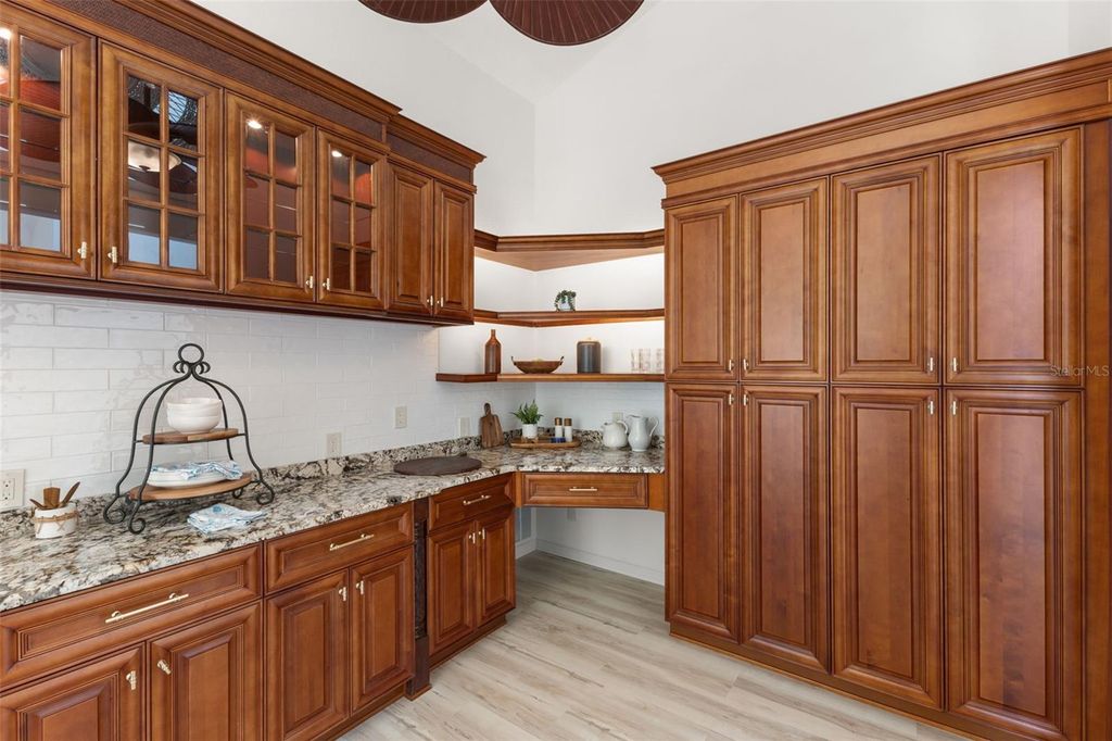 Image 12 of property listing at 2138 BAYOU DRIVE, Holiday, FL 34691