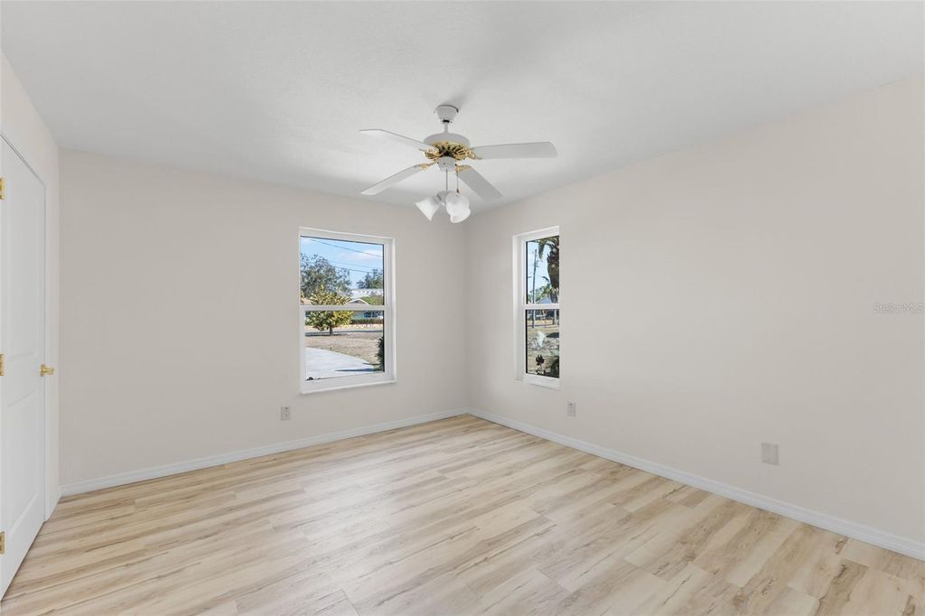 Image 39 of property listing at 2138 BAYOU DRIVE, Holiday, FL 34691