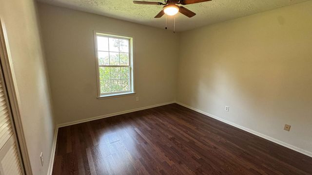 2500 Briarwood Circle, Bryan, TX 77802