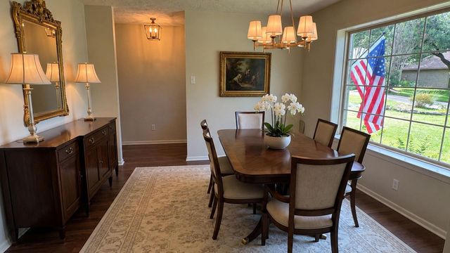 2500 Briarwood Circle, Bryan, TX 77802