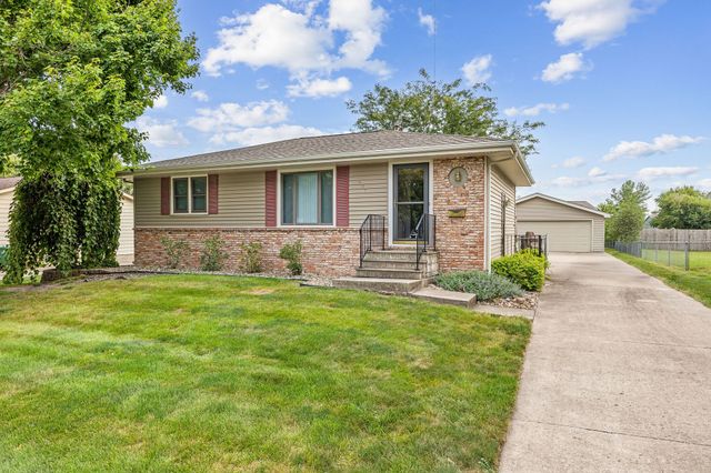 406 15th Street SE, Altoona, IA 50009