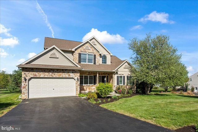 438 LORI ANN CT, Lebanon, PA 17042