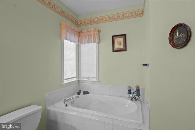 438 LORI ANN CT, Lebanon, PA 17042