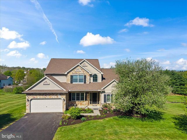 438 LORI ANN CT, Lebanon, PA 17042