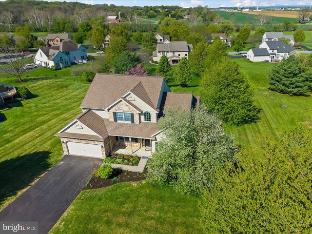 438 LORI ANN CT, Lebanon, PA 17042