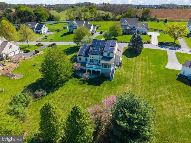 438 LORI ANN CT, Lebanon, PA 17042