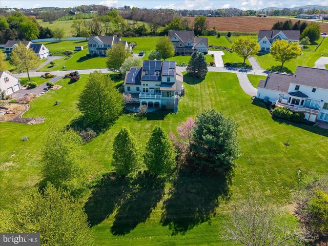 438 LORI ANN CT, Lebanon, PA 17042