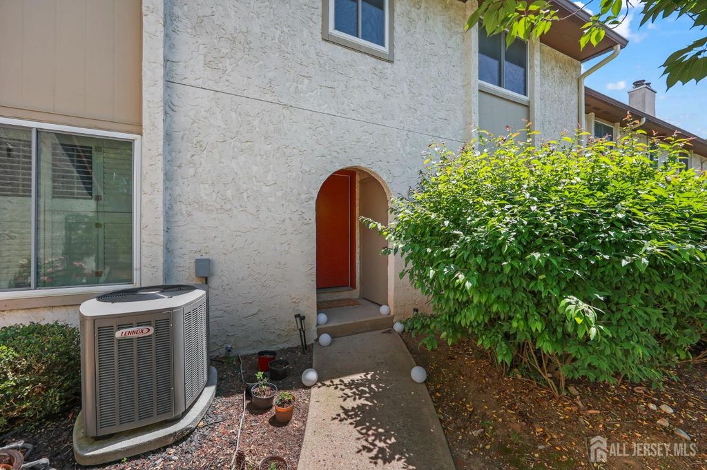 81 Thoreau Drive, Plainsboro, NJ 08536