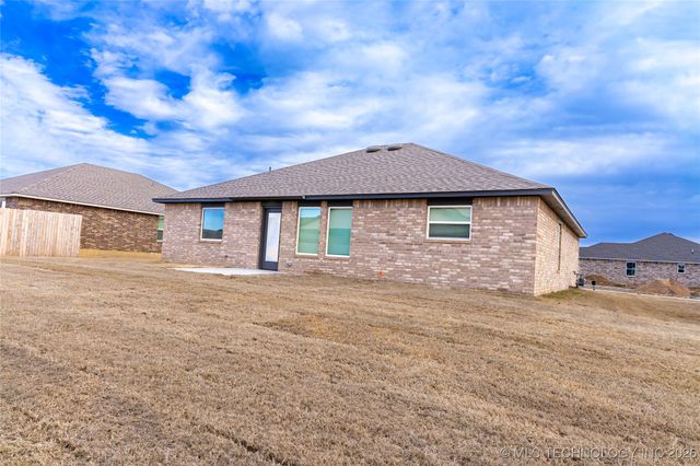15024 S Poplar Street, Glenpool, OK 74033