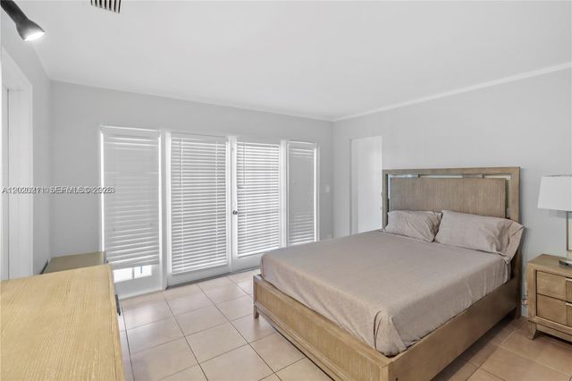 2420 SE 17th Cswy 301C, Fort Lauderdale, FL 33316