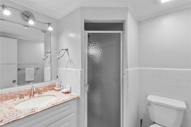 2420 SE 17th Cswy 301C, Fort Lauderdale, FL 33316