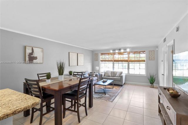 2420 SE 17th Cswy 301C, Fort Lauderdale, FL 33316