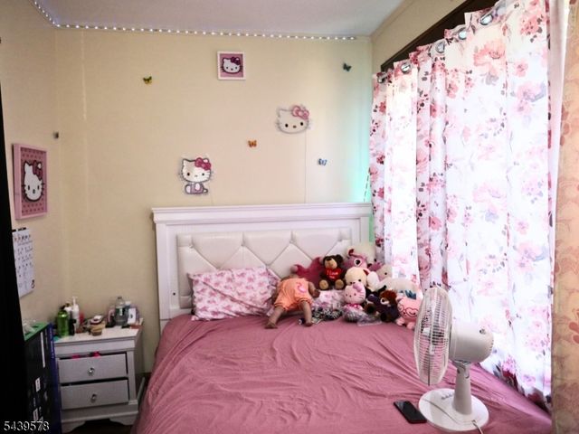 313 Ashton Ave, Linden City, NJ 07036