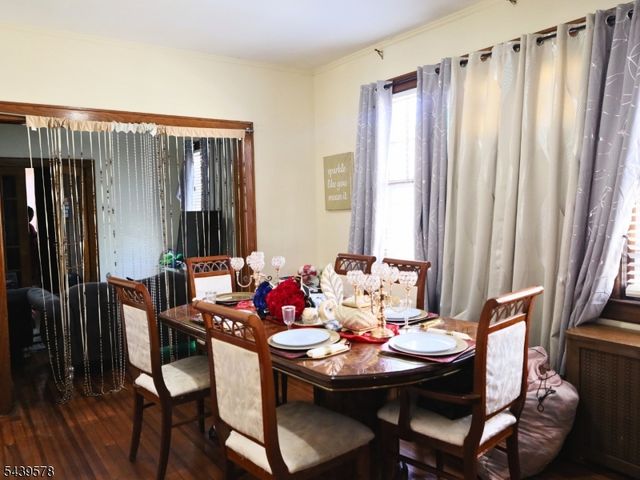 313 Ashton Ave, Linden City, NJ 07036