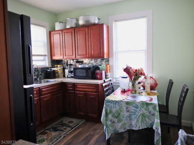 313 Ashton Ave, Linden City, NJ 07036