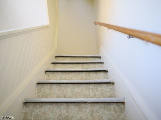 313 Ashton Ave, Linden City, NJ 07036