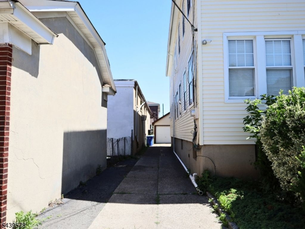 313 Ashton Ave, Linden City, NJ 07036 — photo 4