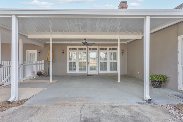 529 COUNTY DOWNS Road, Montgomery, AL 36109