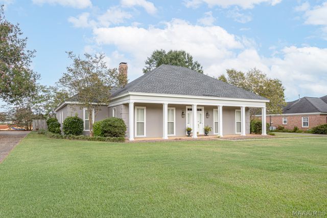 529 COUNTY DOWNS Road, Montgomery, AL 36109