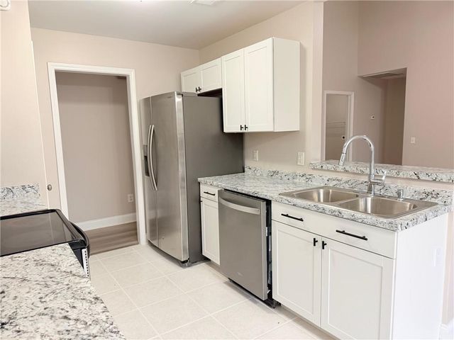 107 Colton Drive, Calhoun, GA 30701