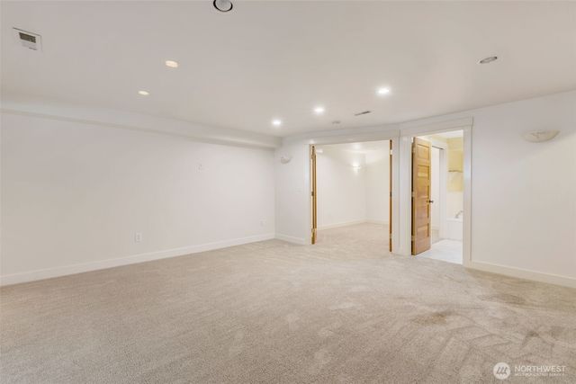 17120 NE 2nd Place, Bellevue, WA 98008