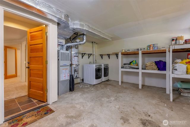 17120 NE 2nd Place, Bellevue, WA 98008