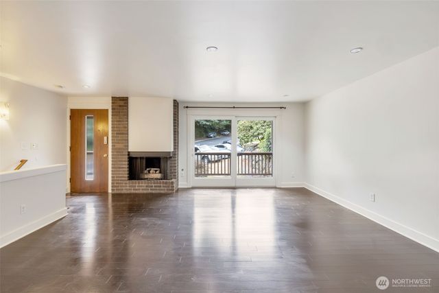 17120 NE 2nd Place, Bellevue, WA 98008