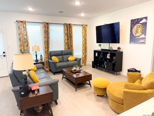 14011 Hertford Shire, San Antonio, TX 78245