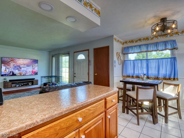 455 Birchwood Drive, Berea, OH 44017