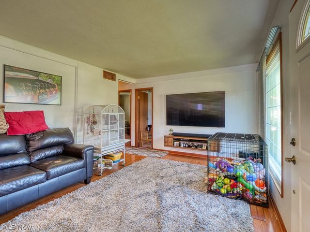 455 Birchwood Drive, Berea, OH 44017
