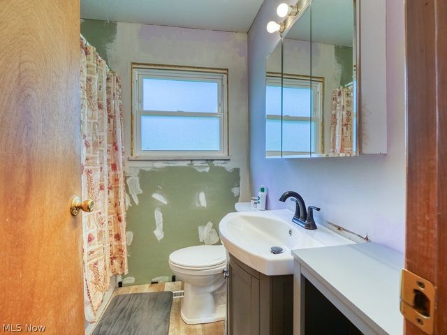 455 Birchwood Drive, Berea, OH 44017