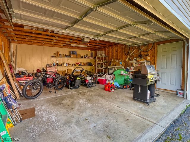 455 Birchwood Drive, Berea, OH 44017