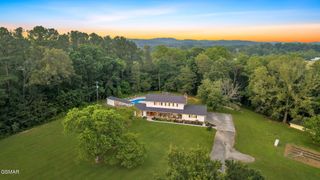 1216 Winding Drive, Sevierville, TN 37876