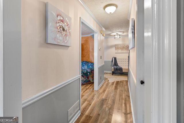 2160 Deer Oaks Trail, Lawrenceville, GA 30044