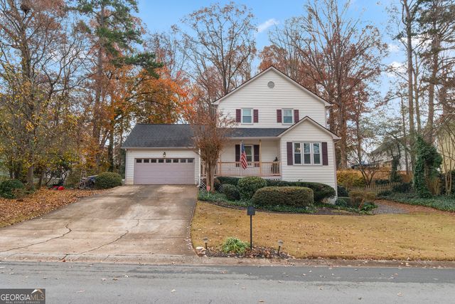 2160 Deer Oaks Trail, Lawrenceville, GA 30044