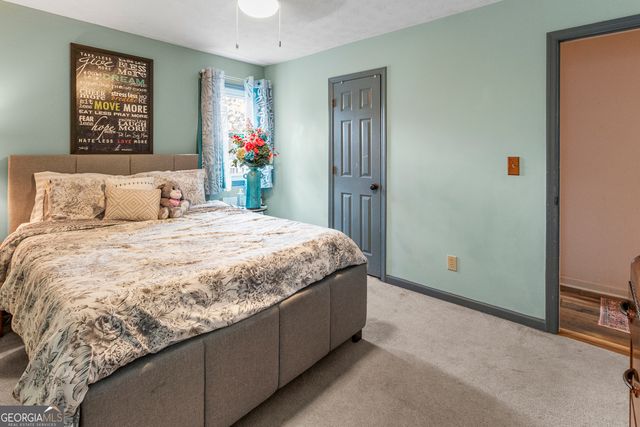 2160 Deer Oaks Trail, Lawrenceville, GA 30044