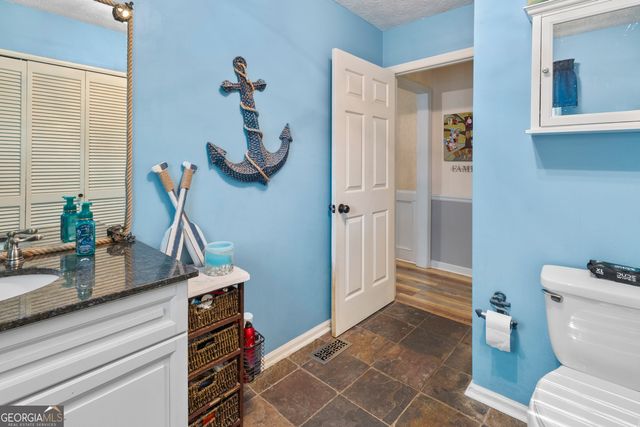 2160 Deer Oaks Trail, Lawrenceville, GA 30044