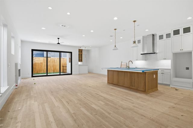 5626 Martel Avenue, Dallas, TX 75206