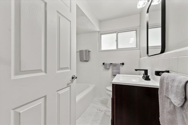 18305 Marquette Street, Roseville, MI 48066