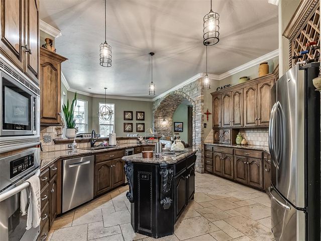 12504 Shire Lane, Oklahoma City, OK 73170