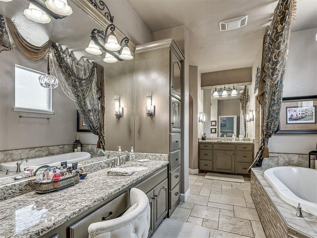 12504 Shire Lane, Oklahoma City, OK 73170
