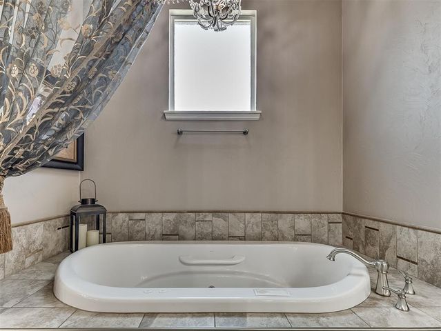 12504 Shire Lane, Oklahoma City, OK 73170