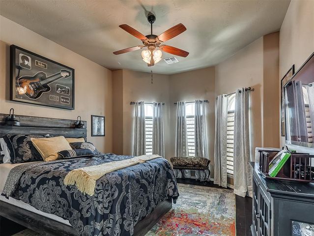 12504 Shire Lane, Oklahoma City, OK 73170
