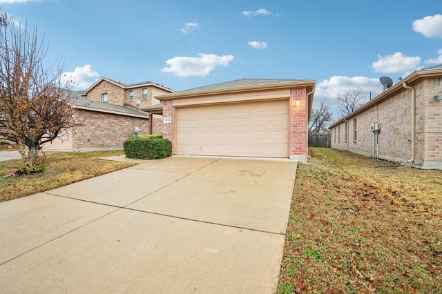 9120 Sun Haven Way, Fort Worth, TX 76244