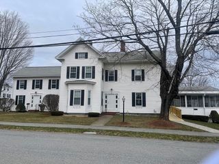 15-17 Oak St, Winchendon, MA 01475
