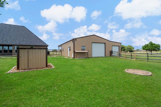 12427 Westview Circle, Needville, TX 77461