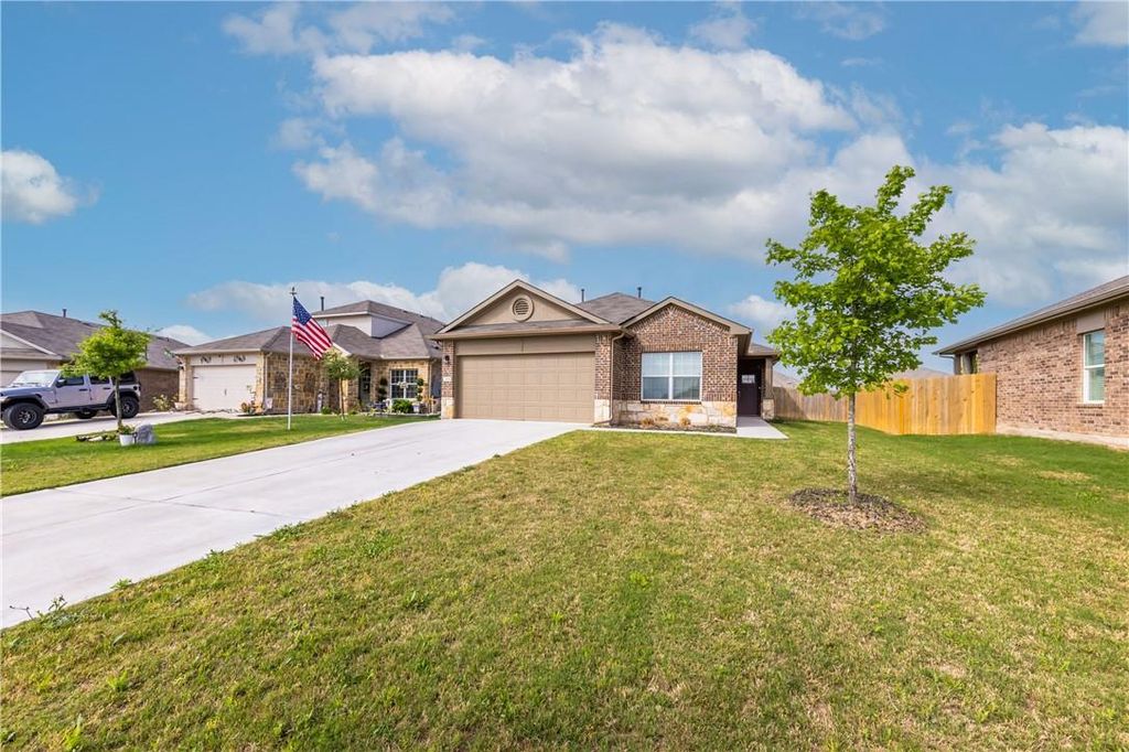 224 Bremen ST, Georgetown, TX 78626