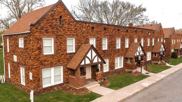 25 Maynard Court, Pontiac, MI 48342