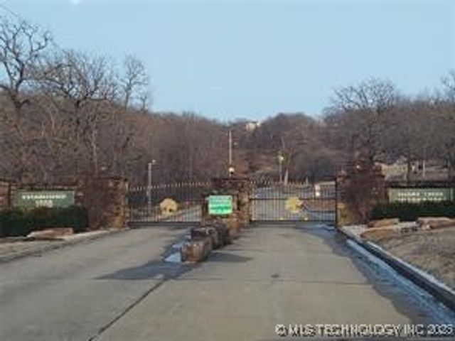 Wilderness Road, Cookson, OK 74427